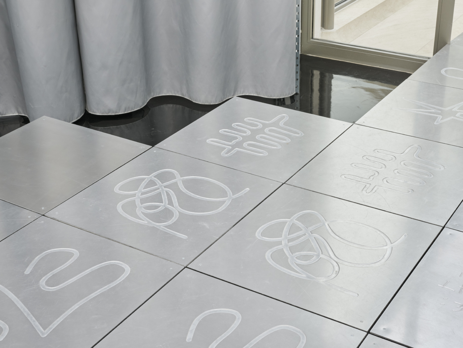 Exhibition view ‘Andrea Mancini & Every Island: A Comparative Dialogue Act’, Mudam Luxembourg. Photo: Mareike Tocha © Mudam Luxembourg