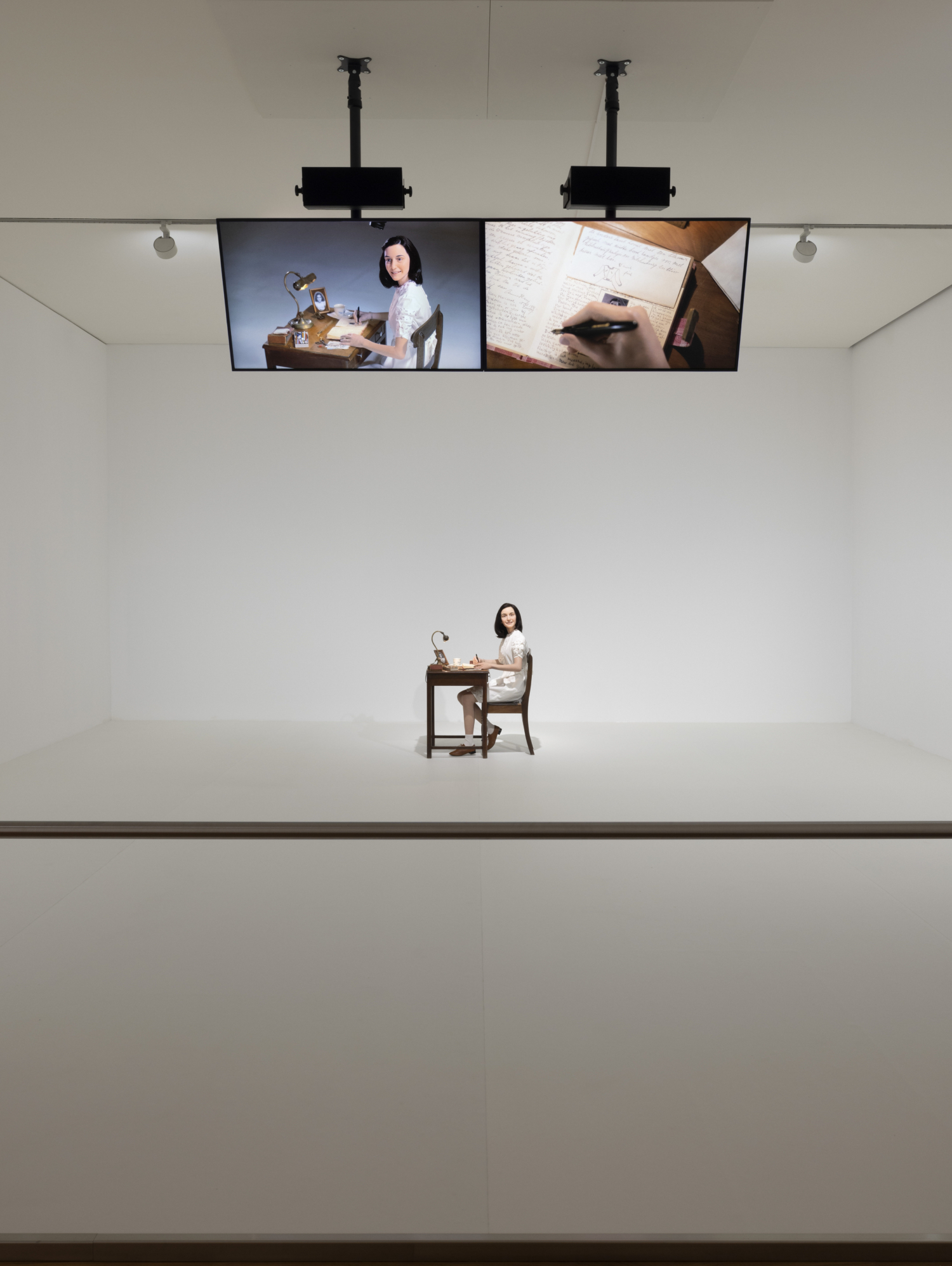 Exhibition view, ‘Simon Fujiwara: A Whole New World’, Mudam Luxembourg. Courtesy of the artist; Gió Marconi, Milano; TARO NASU, Tokyo; Dvir Gallery Paris, Tel Aviv, Brussels and Esther Schipper Berlin/Paris/Seoul. Photo: Andrea Rossetti © Mudam Luxembourg