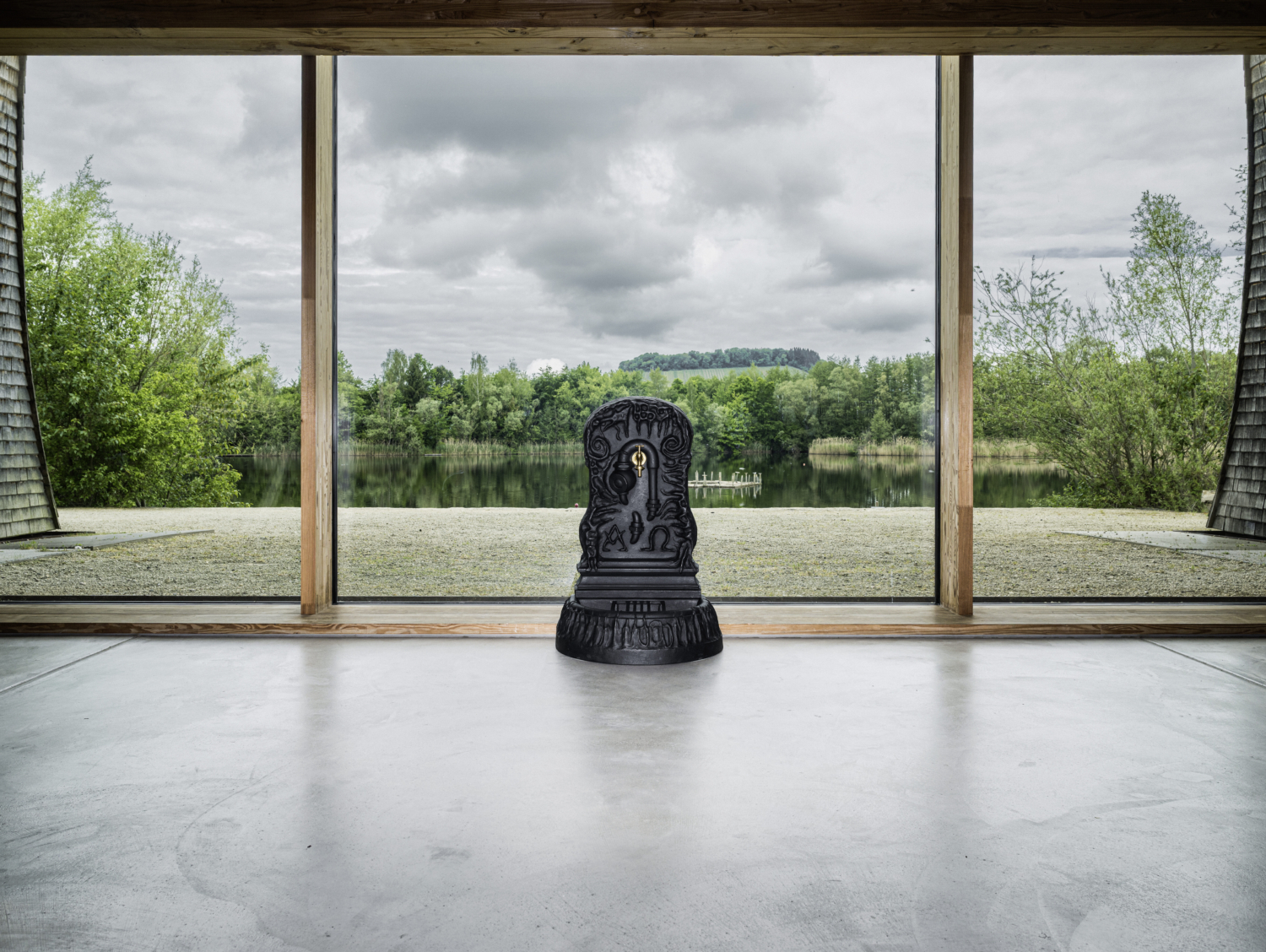 Serge Ecker, Catherine Lorent et Claudia Passeri, ‘sHe is the future’, 2018. Collection Mudam Luxembourg. Exhibition view ’Dodeka: 12 Works for 12 Cantons‘, Centre nature et forêt Biodiversum, Remerschen. Photo: Mike Zenari © Mudam Luxembourg